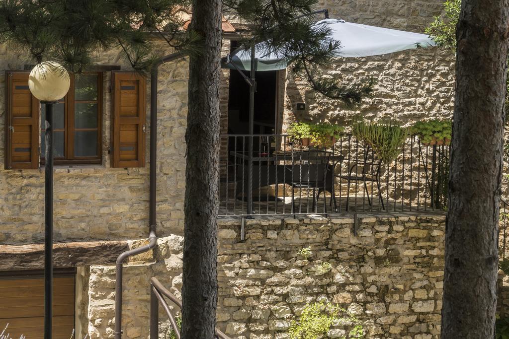 Agriturismo Monte Acuto Umbertide Habitación foto