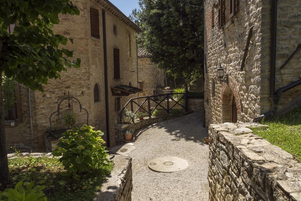 Agriturismo Monte Acuto Umbertide Habitación foto